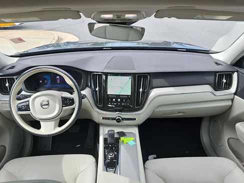 Used 2024 Volvo XC60 B5 Plus w/ Protection Package Premier AWD/4WD image 8