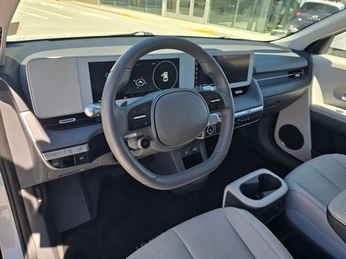 Used 2023 Hyundai Ioniq 5 SEL image 13