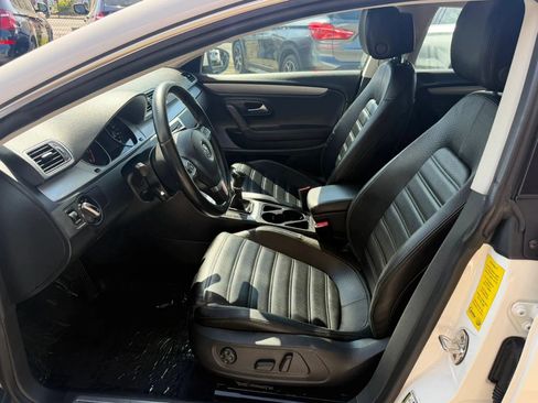 Used 2013 Volkswagen CC Sport FWD image 10
