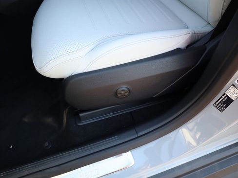 Certified 2026 Mercedes-Benz GLC 300 4MATIC image 30