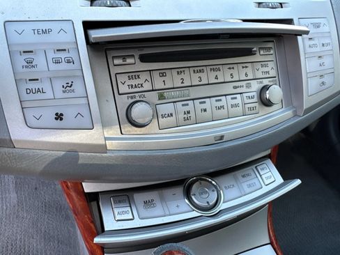 Used 2007 Toyota Avalon Limited FWD image 29