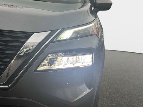 Certified 2023 Nissan Rogue SV image 10