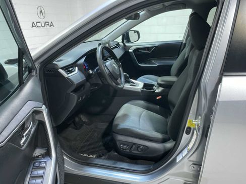 Used 2020 Toyota RAV4 XLE w/ All Weather Liner Package AWD/4WD image 2