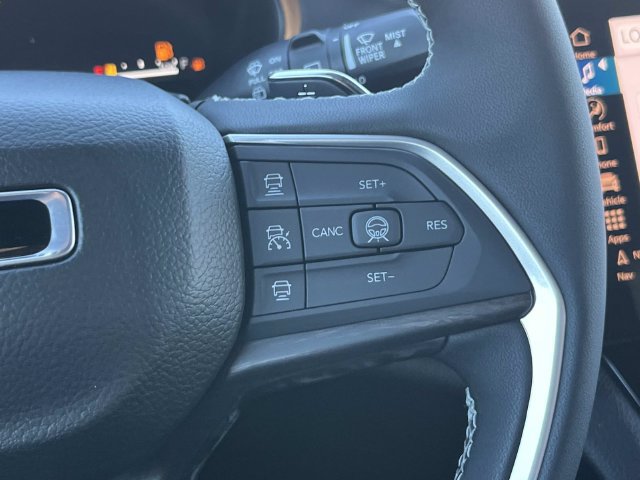 New 2027 Jeep Grand Cherokee Limited AWD/4WD image 26