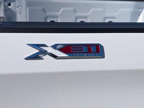 New 2026 GMC Sierra 1500 Pro w/ Graphite Edition AWD/4WD image 8