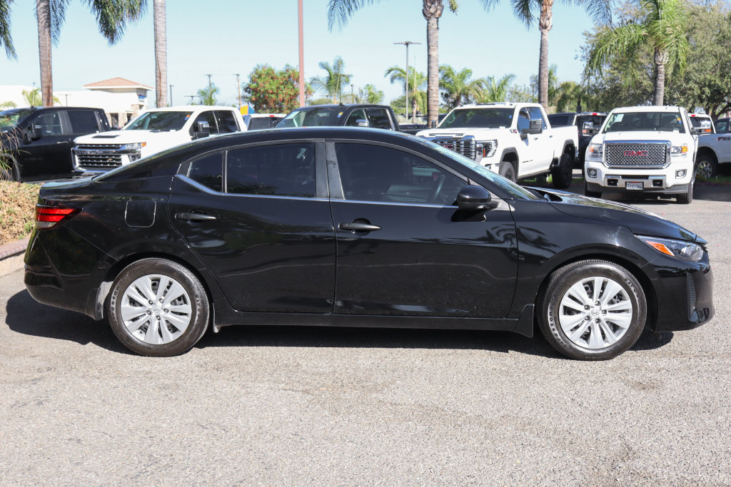 Used 2025 Nissan Sentra S FWD image 10