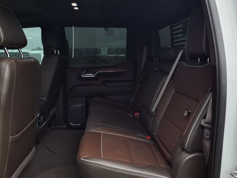 Certified 2024 GMC Sierra 1500 Denali w/ Denali Reserve Package AWD/4WD image 17