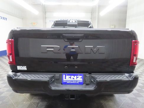Used 2025 RAM 2500 Big Horn AWD/4WD image 42