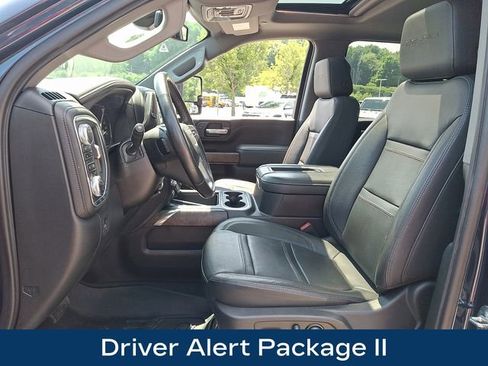 Used 2022 GMC Sierra 2500 Denali AWD/4WD image 2