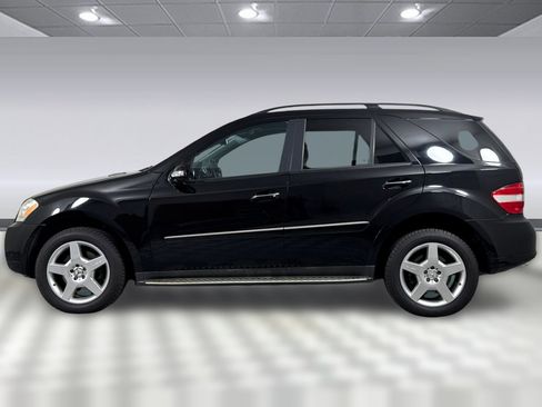 Used 2008 Mercedes-Benz ML 550 4MATIC image 2