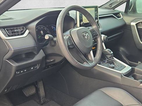 Used 2021 Toyota RAV4 XSE w/ XSE Grade Weather Package AWD/4WD image 9