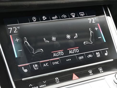 Used 2020 Audi Q7 3.0T Prestige w/ Prestige Package image 40