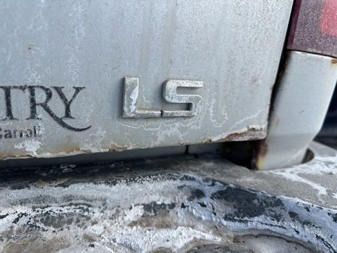 Used 2012 Chevrolet Silverado 2500 W/T w/ Snow Plow Prep Package image 12