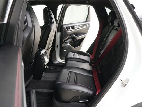 Used 2021 Porsche Cayenne GTS image 65