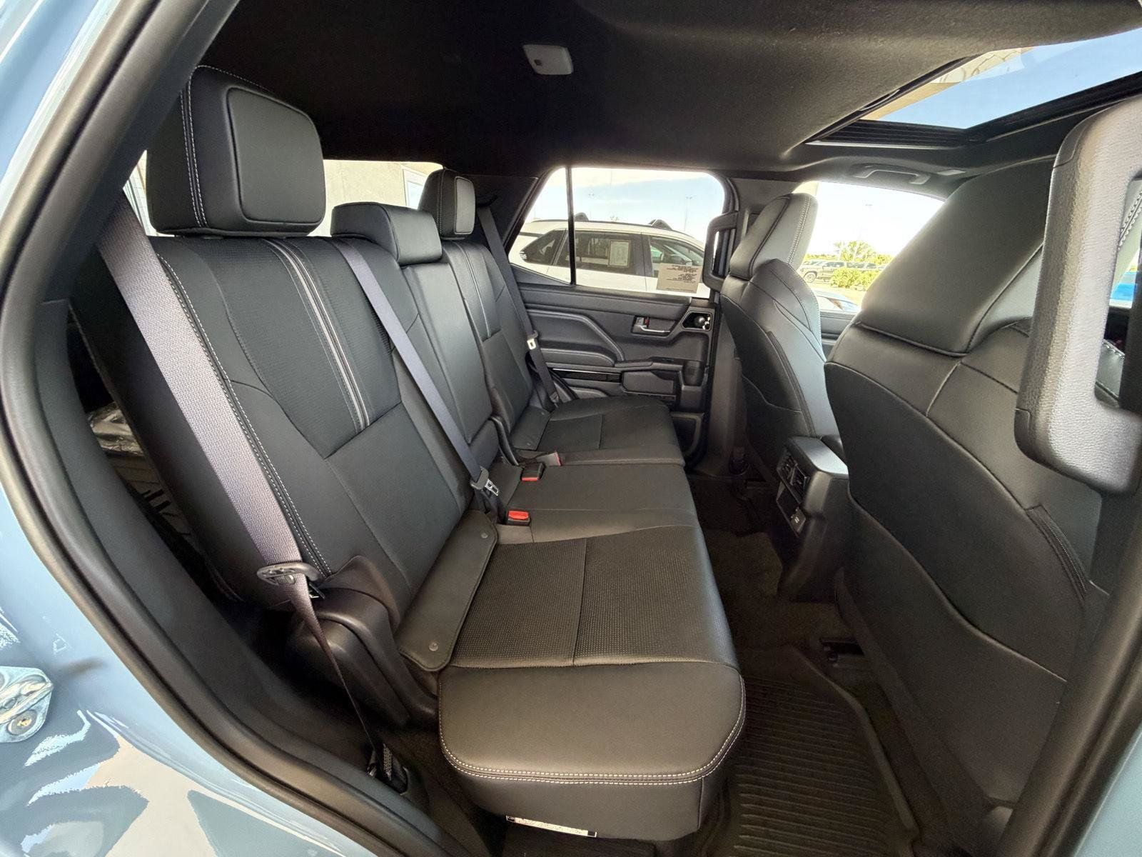 New 2026 Toyota 4Runner Limited AWD/4WD image 17
