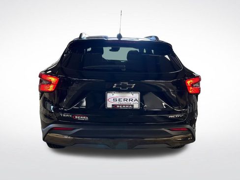 Used 2025 Chevrolet Trax ACTIV w/ Driver Confidence Package FWD image 4
