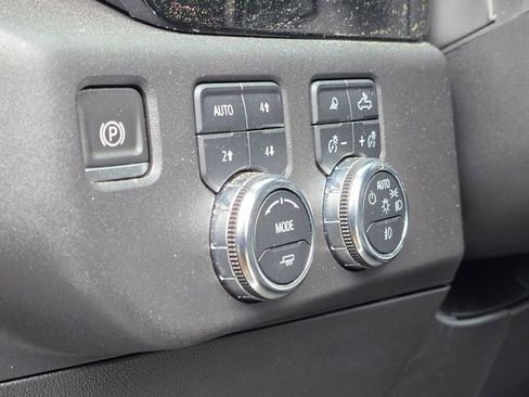 Used 2023 GMC Sierra 1500 SLT w/ SLT Premium Package AWD/4WD image 62
