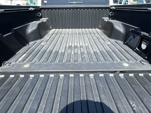 Used 2019 Toyota Tacoma TRD Off-Road w/ Technology Package RWD image 15