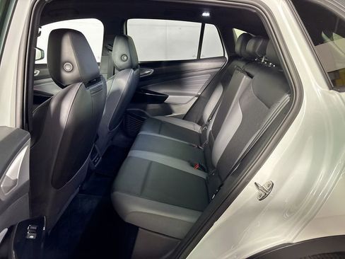Certified 2023 Volkswagen ID.4 Pro S AWD/4WD image 21