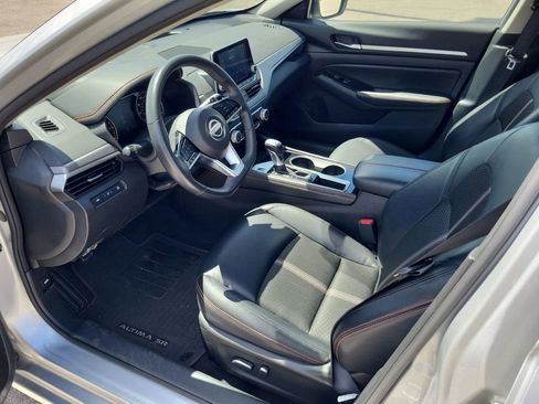 Used 2024 Nissan Altima 2.5 SR image 13