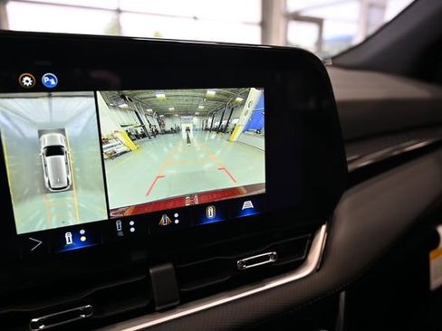 New 2026 Chevrolet Equinox LT FWD image 16