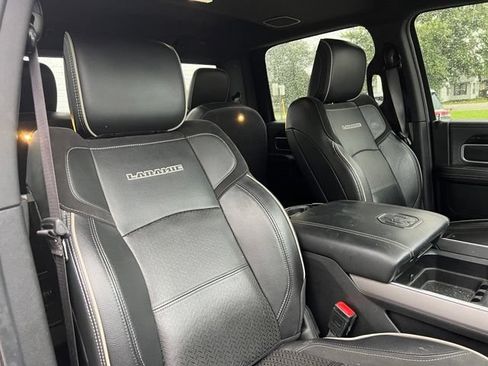 Used 2022 RAM 2500 Laramie AWD/4WD image 4