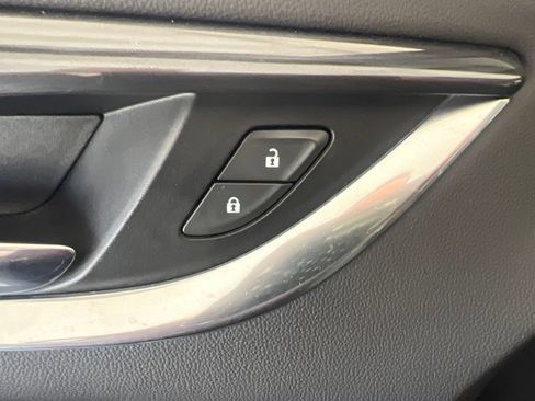 Used 2018 Buick Enclave Essence w/ Trailering Package AWD/4WD image 47