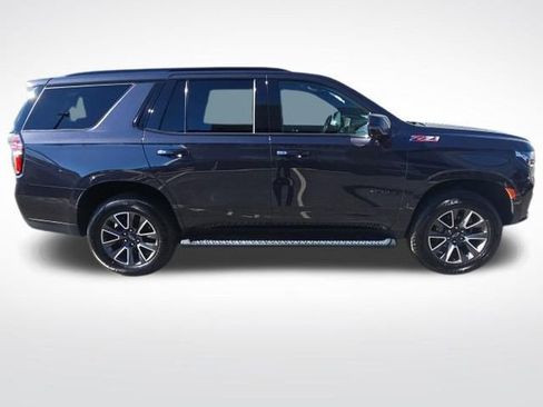 Used 2022 Chevrolet Tahoe Z71 w/ Luxury Package image 8