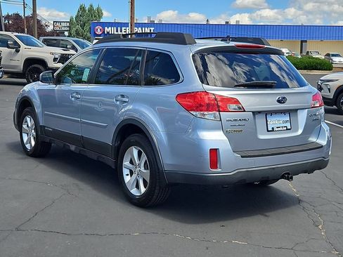 Used 2014 Subaru Outback 3.6R Limited w/ Moonroof Package AWD/4WD image 4