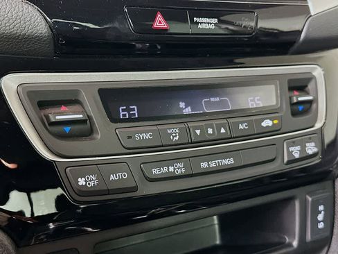 Used 2018 Honda Ridgeline RTL-E image 18