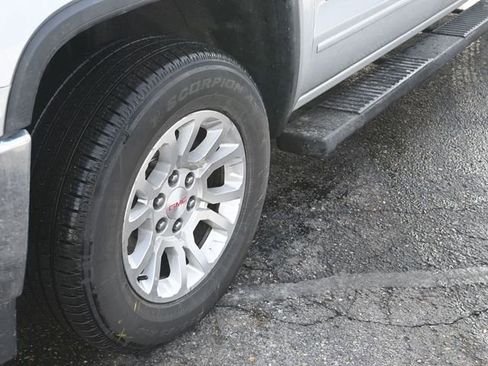 Used 2017 GMC Sierra 1500 SLE w/ SLE Value Package image 14