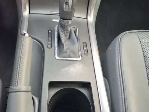 Used 2010 Lincoln MKZ FWD image 10