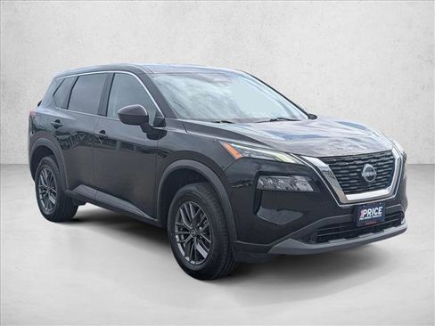 Used 2023 Nissan Rogue S AWD/4WD image 3