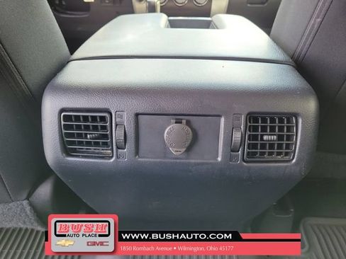 Used 2017 Toyota Tundra SR5 w/ SR5 Upgrade Package AWD/4WD image 10