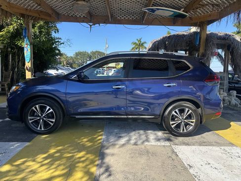 Used 2018 Nissan Rogue SL w/ Premium Package FWD image 8