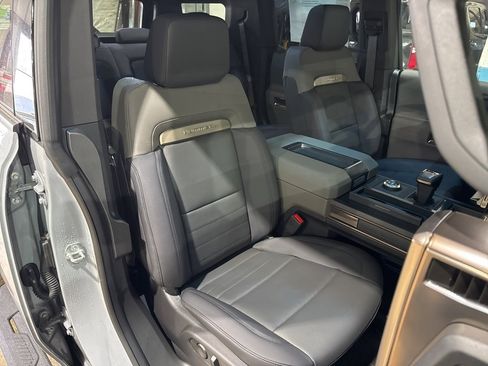 New 2025 GMC Hummer EV 2X image 35