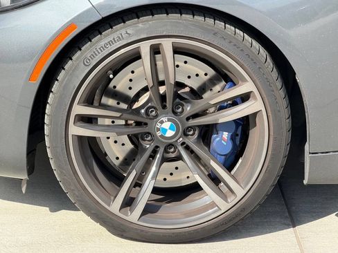 Used 2018 BMW M2 RWD image 6