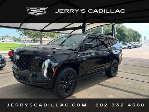 Used 2025 Cadillac Escalade Sport w/ LPO, ONYX Package AWD/4WD image 1