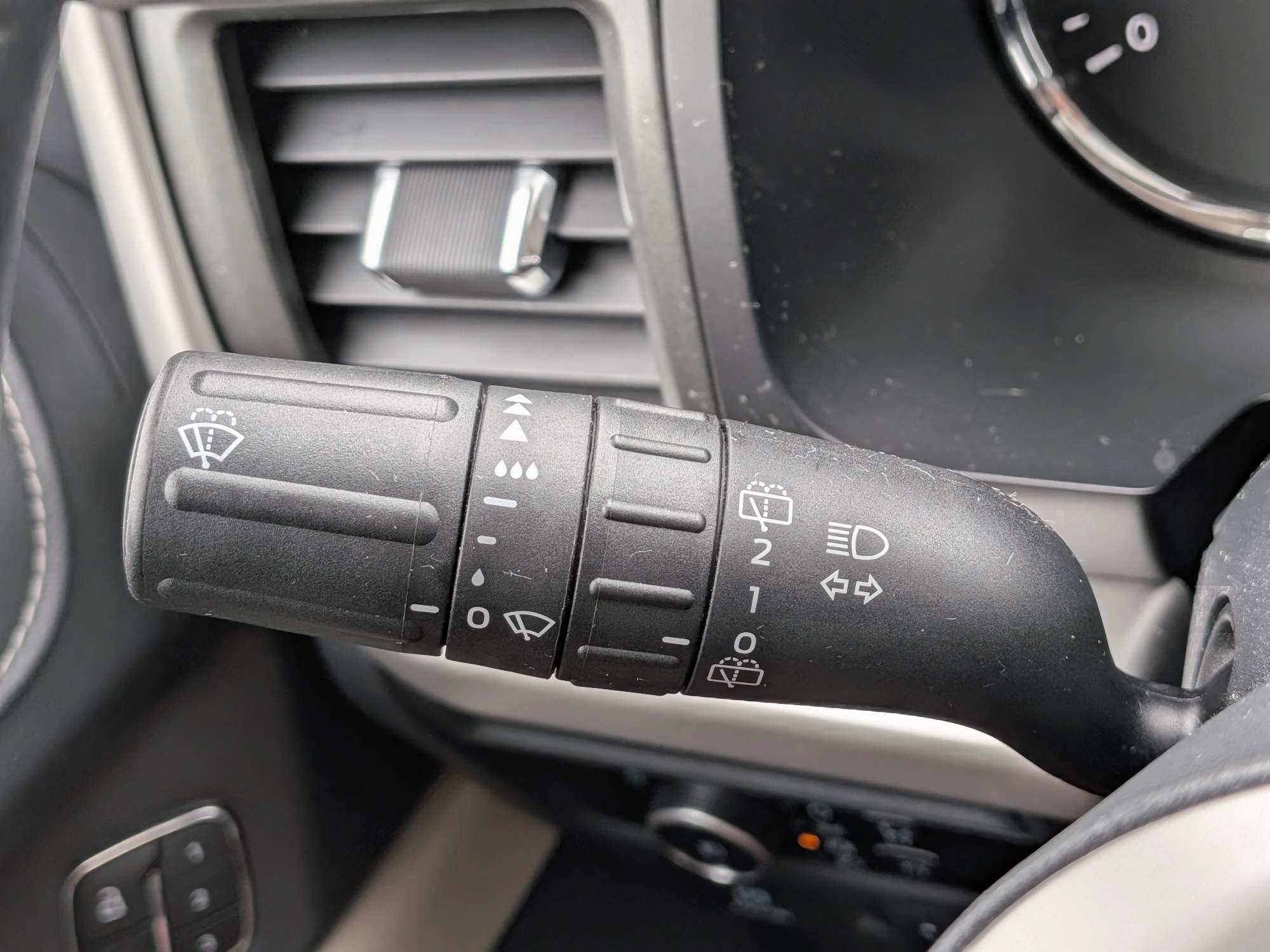 Used 2024 Ford Expedition Max XLT RWD image 29
