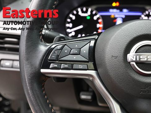 Used 2023 Nissan Altima 2.5 SR w/ SR Premium Package FWD image 15