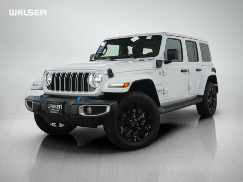 Used 2024 Jeep Wrangler Unlimited Sahara w/ Technology Group AWD/4WD image 1