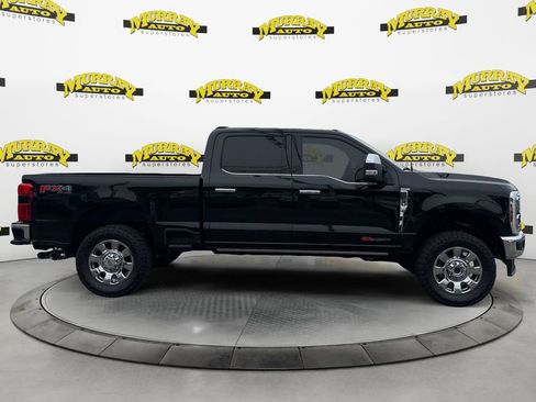 Used 2025 Ford F250 King Ranch w/ Chrome Package image 7