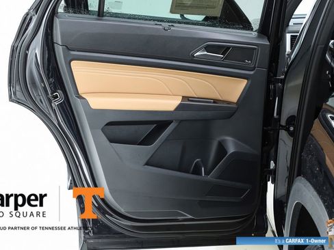 Used 2022 Volkswagen Atlas Cross Sport SEL Premium R-Line image 17