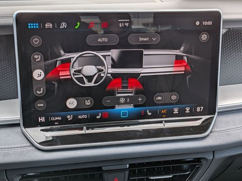 New 2026 Volkswagen Tiguan SE R-Line image 23