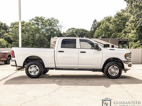 Used 2026 RAM 2500 Tradesman AWD/4WD image 7