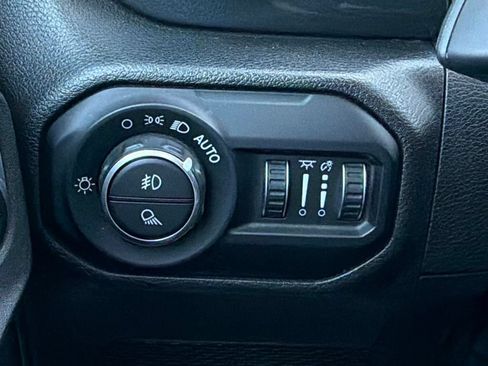 Used 2021 Jeep Gladiator Sport AWD/4WD image 21