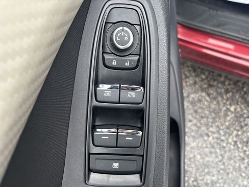 Used 2021 Subaru Ascent Premium w/ Sport Package image 19