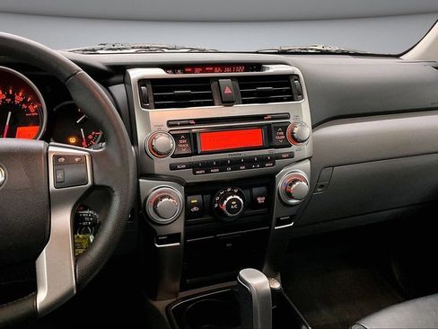 Used 2010 Toyota 4Runner Trail AWD/4WD image 9