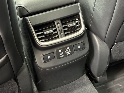 Used 2025 Subaru Outback Limited image 17
