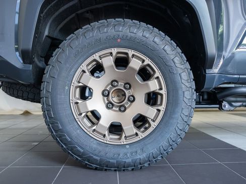 New 2026 Toyota 4Runner Trailhunter AWD/4WD image 25